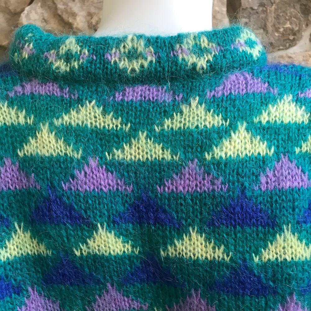 Vintage Gallagher Mohair Geometric Print Snowflake Green Purple Sweater Size S - Picture 6 of 9